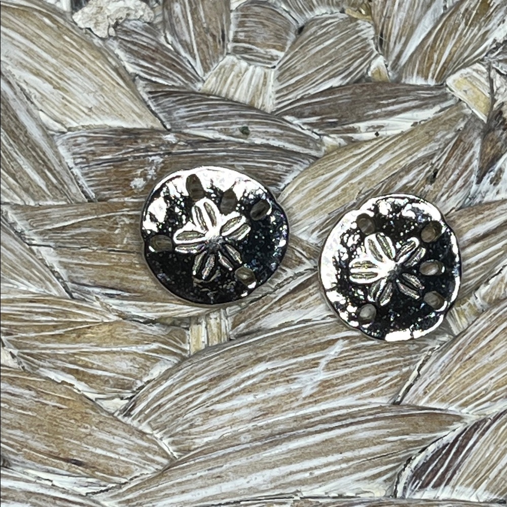 Monet Silver Tone Sand Dollar Stud‎ Earrings